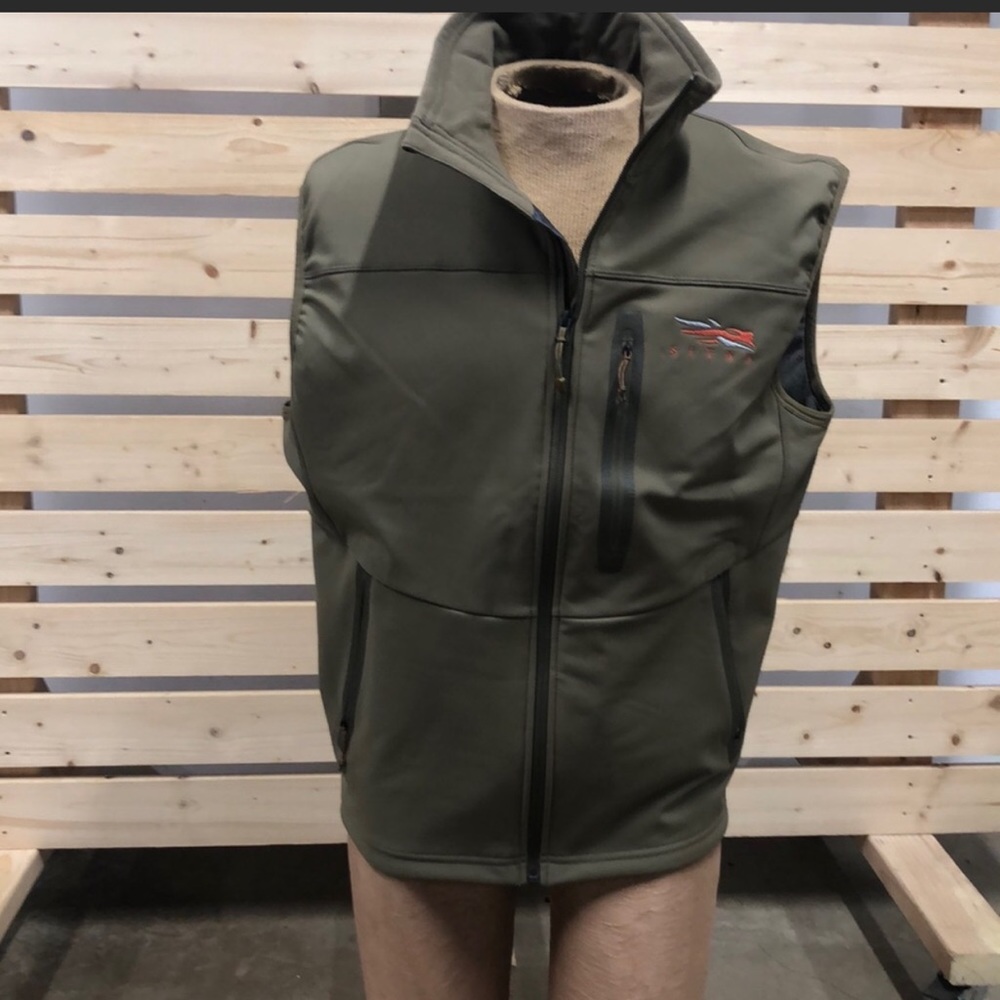 Men’s M - SITKA gear jet stream vest - Moss. NWT